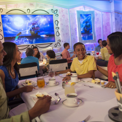 Disney Cruise Line – Family Dinner